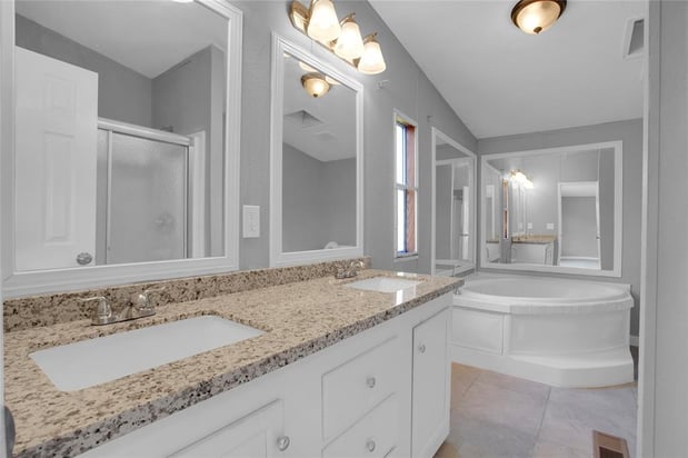 Images Maestro Property Buyers - House Buyers