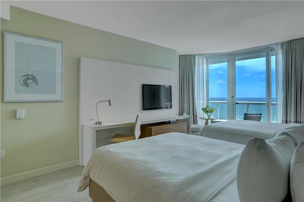 Images Beach House Fort Lauderdale, a Hilton Resort