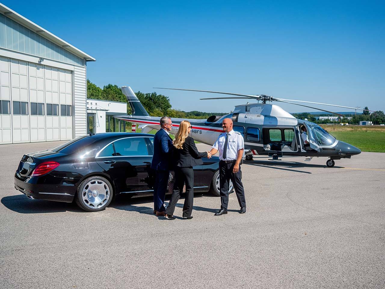 VIP Class Privat- & Businessflüge: BHS Aviation holt Sie ab und bringt Sie per Helikopter oder Jet auf direktem Weg zu Ihrem Ziel