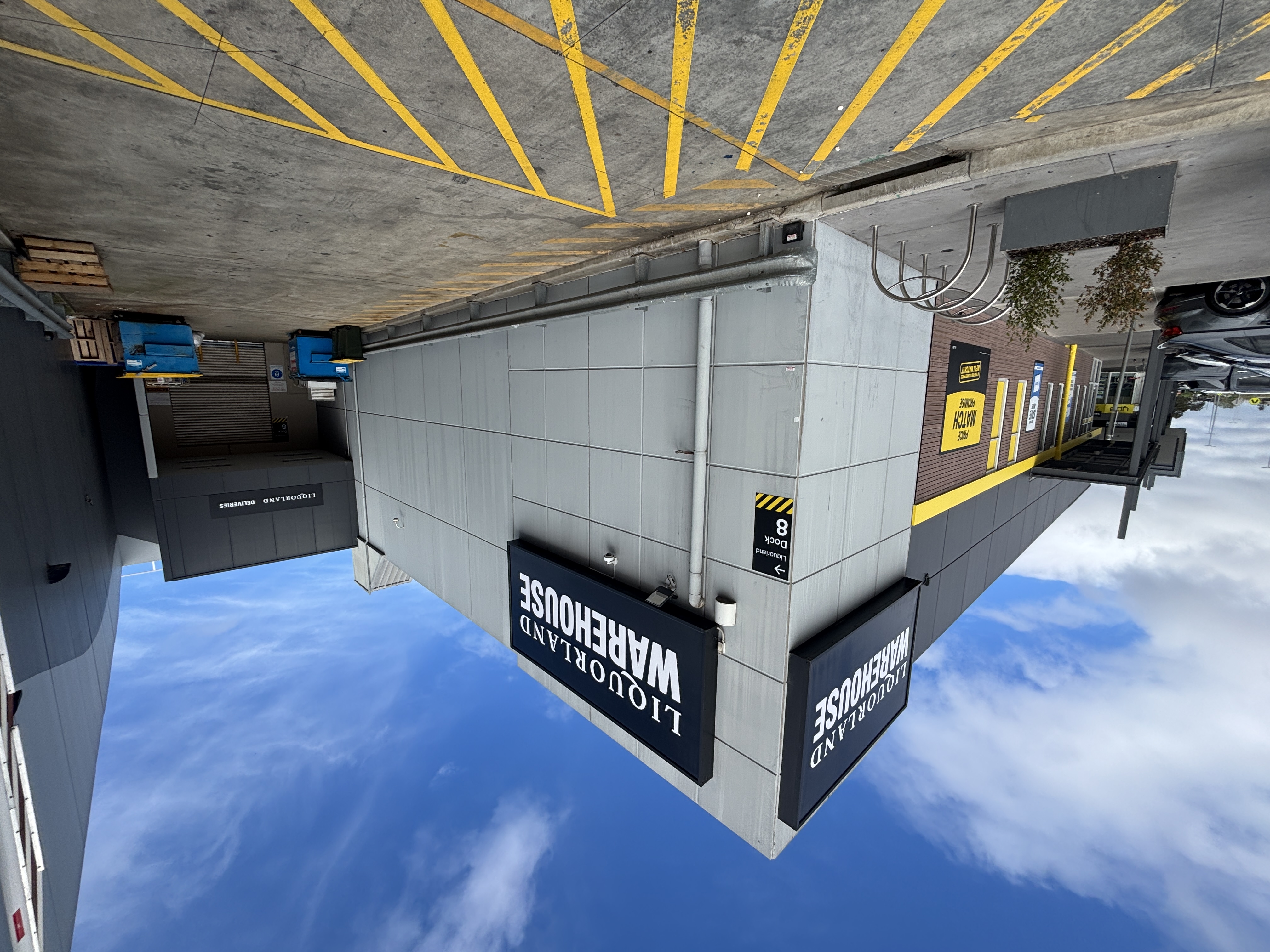 Images Liquorland Warehouse Caroline Springs (formerly First Choice Liquor Market Caroline Springs)