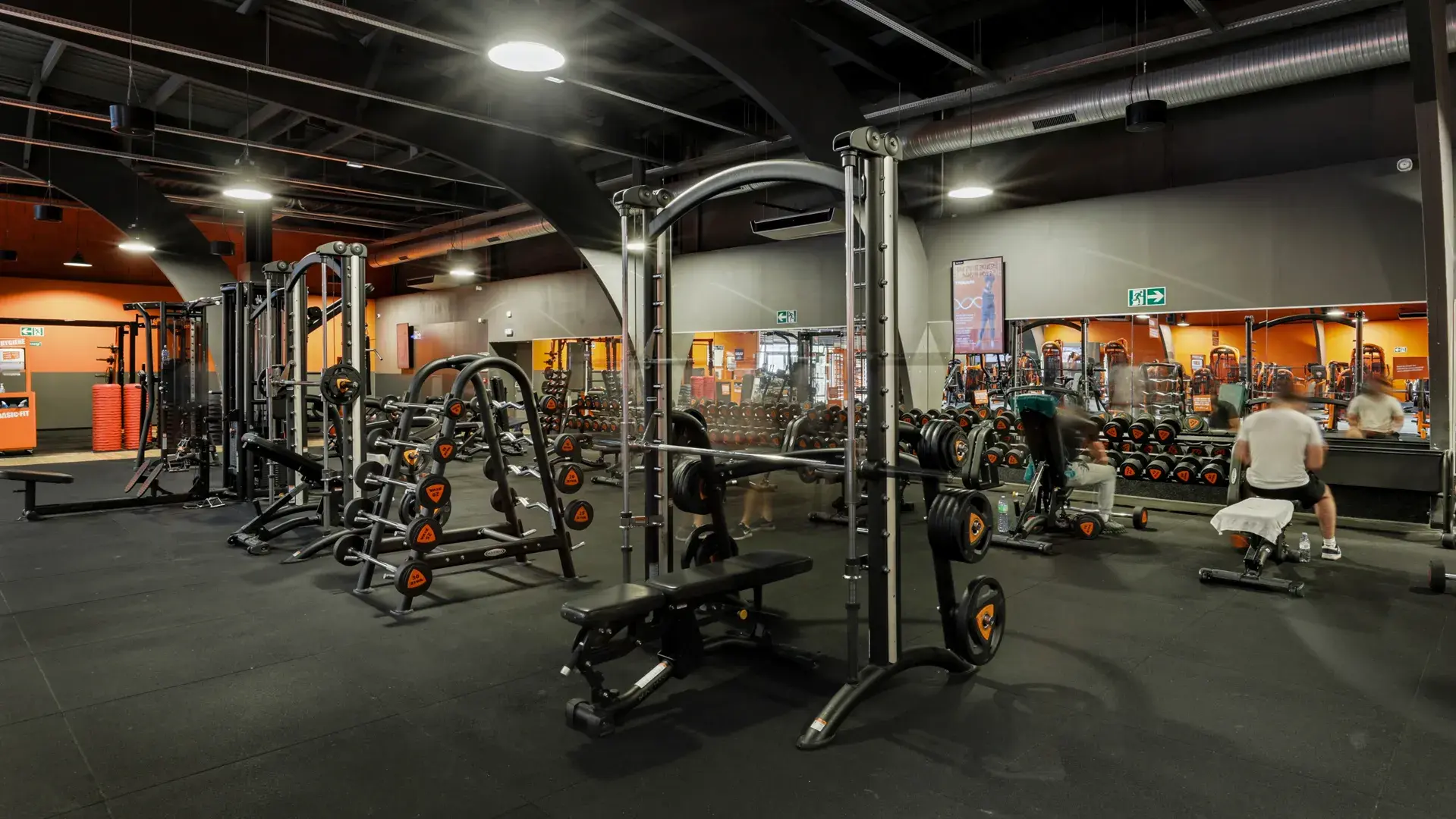 Images Basic-Fit 24/7