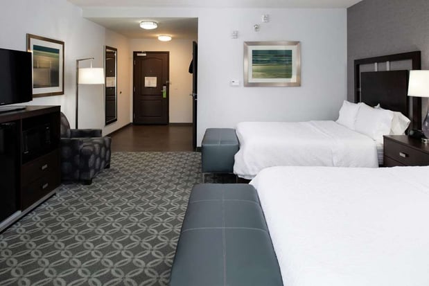 Images Hampton Inn & Suites Greensboro/Coliseum Area