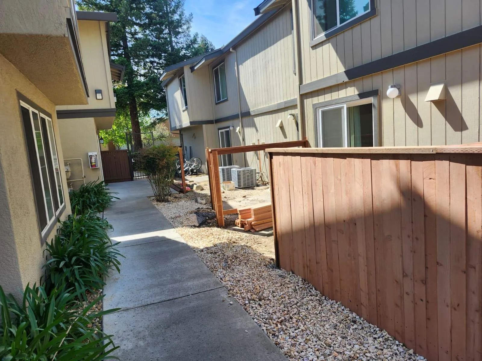 Andrade's Fence INC Image