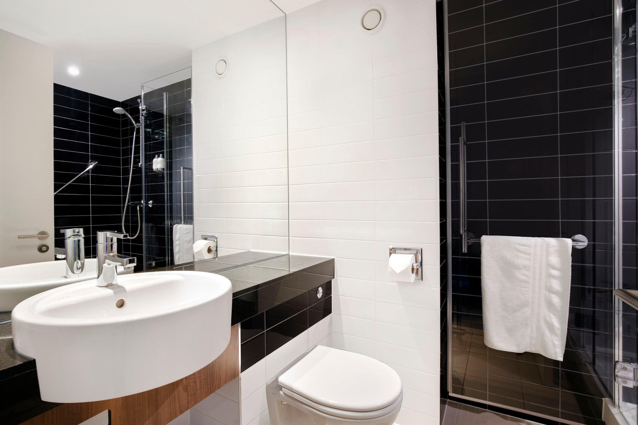 Images Holiday Inn Express London - Heathrow T5, an IHG Hotel