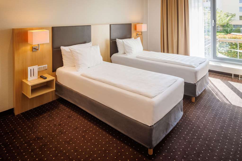 LanzCarré Hotel Mannheim, a member of Radisson Individuals, Heinz Haber Strasse 2 in Mannheim