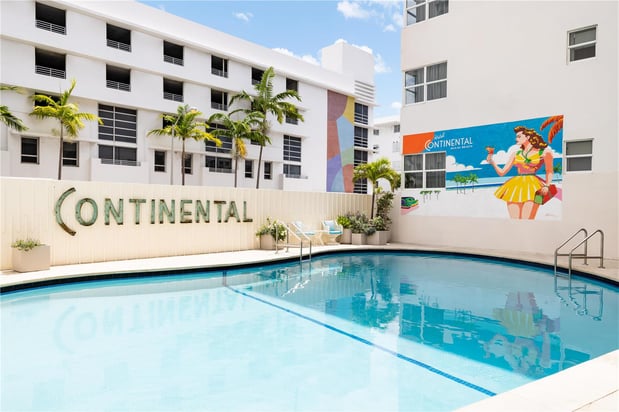 Images Hotel Continental Miami Beach, Tapestry Collection by Hilton