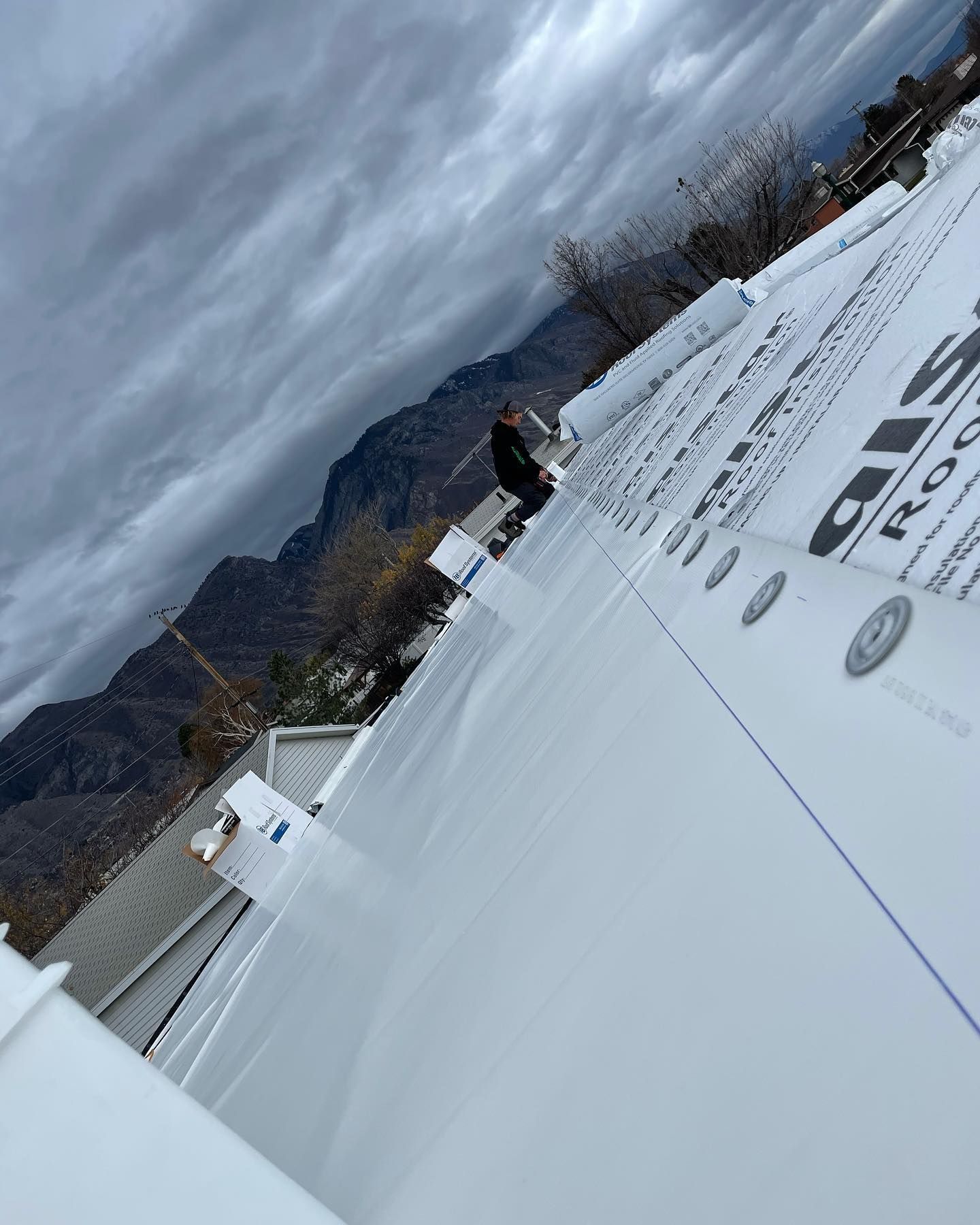 West Desert Roofing Image