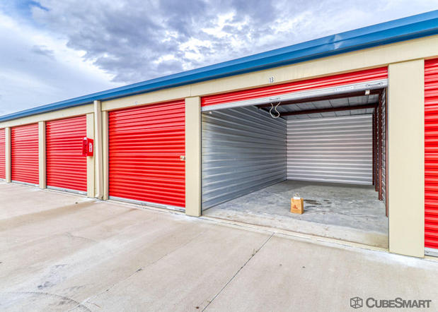 Images CubeSmart Self Storage