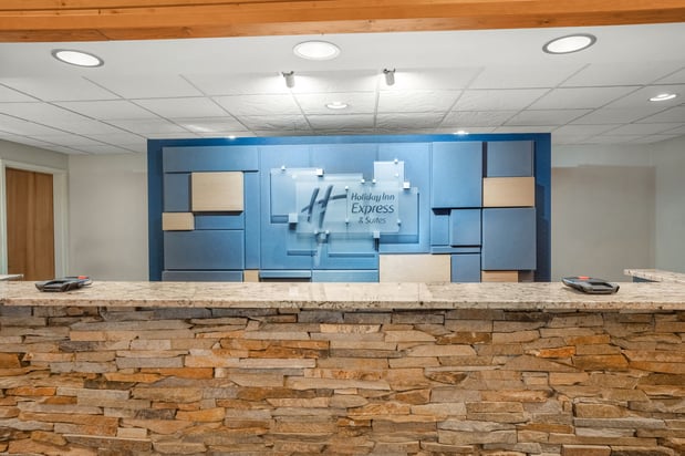 Images Holiday Inn Express & Suites Hayward by IHG