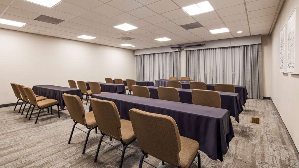 Meeting Room - Maple