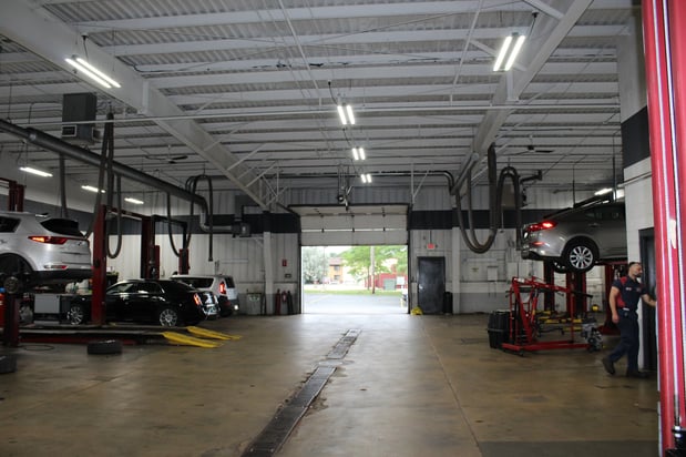 Images Russ Darrow Kia of Waukesha Service Center