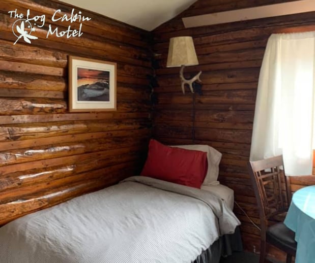 Images Log Cabin Motel