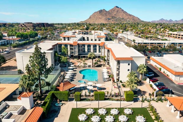 Images Embassy Suites by Hilton Scottsdale Resort