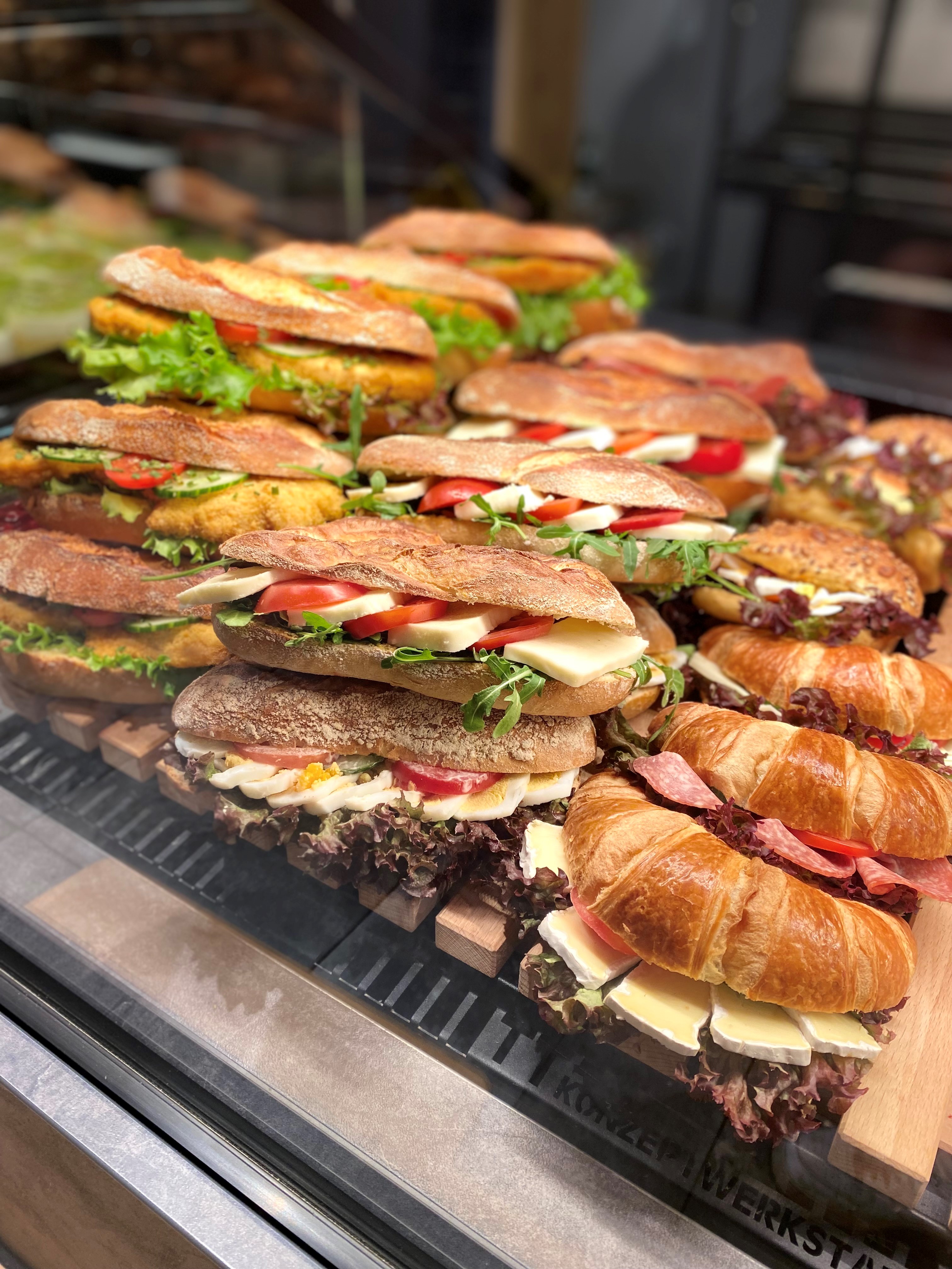 Bäckerei & Konditorei Jahn Inh. Ines Jahn, Marktstraße 13 in Zehdenick
