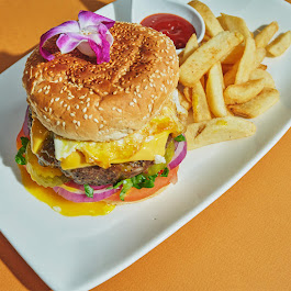 Wraptor Restaurant Bar Image