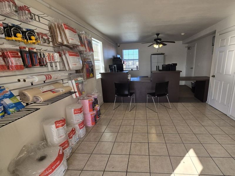 Extra Space Storage Image