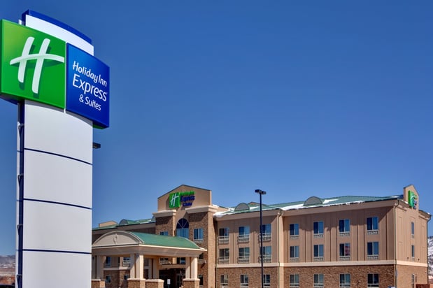 Images Holiday Inn Express & Suites Grants - Milan by IHG