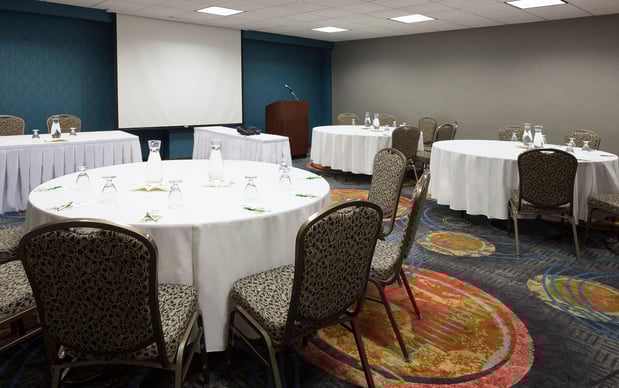 Images Holiday Inn Wichita East I-35 by IHG
