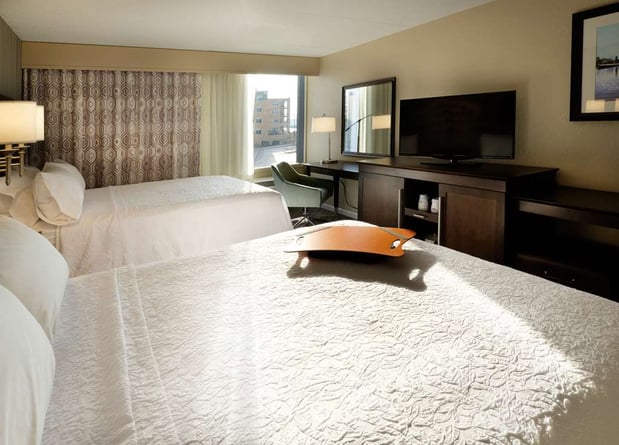 Images Hampton Inn by Hilton Green Bay Downtown