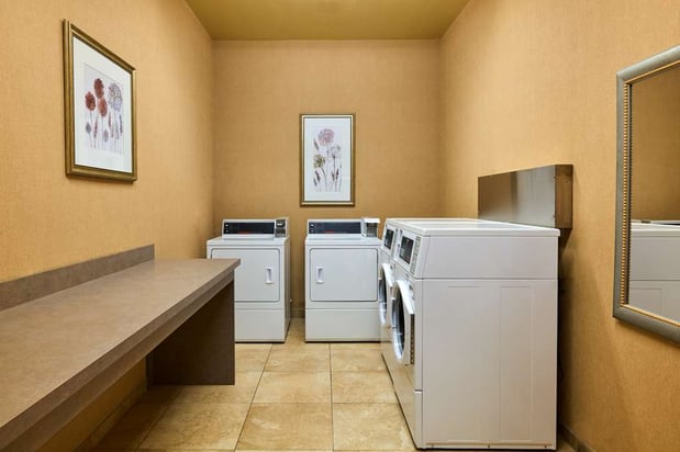 Images Hampton Inn & Suites Providence/Smithfield
