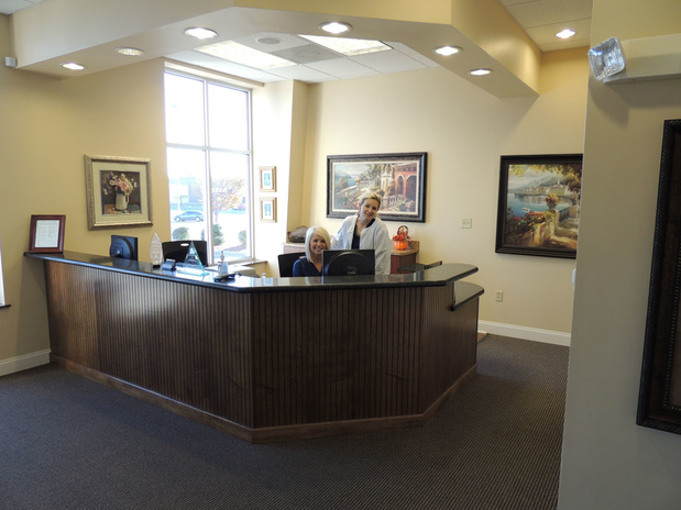 Images Leonard Hess, DDS, PA