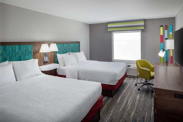 Images Hampton Inn & Suites Savannah - I-95 South - Gateway