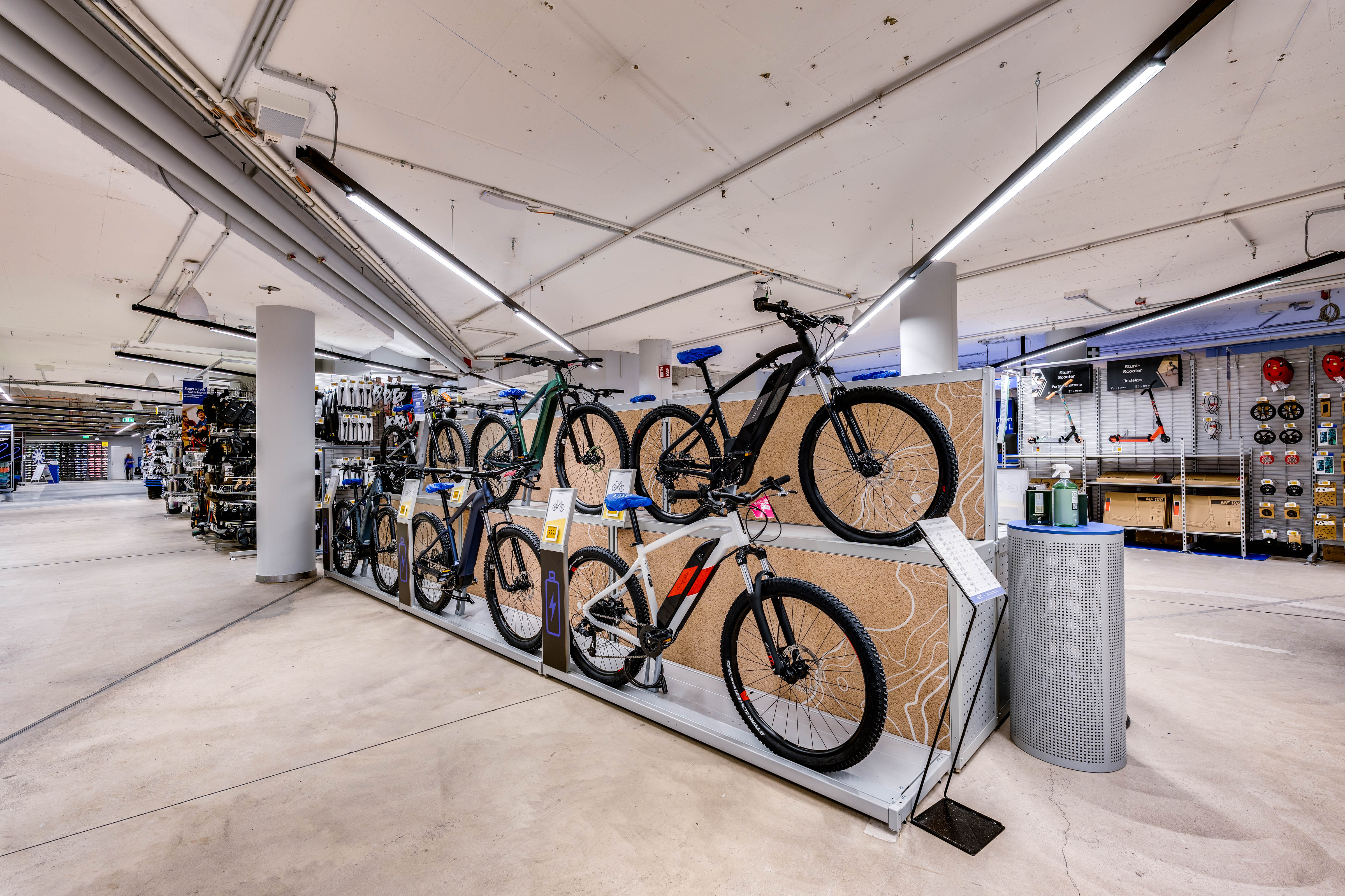 Bilder DECATHLON Nürnberg im WÖHRL