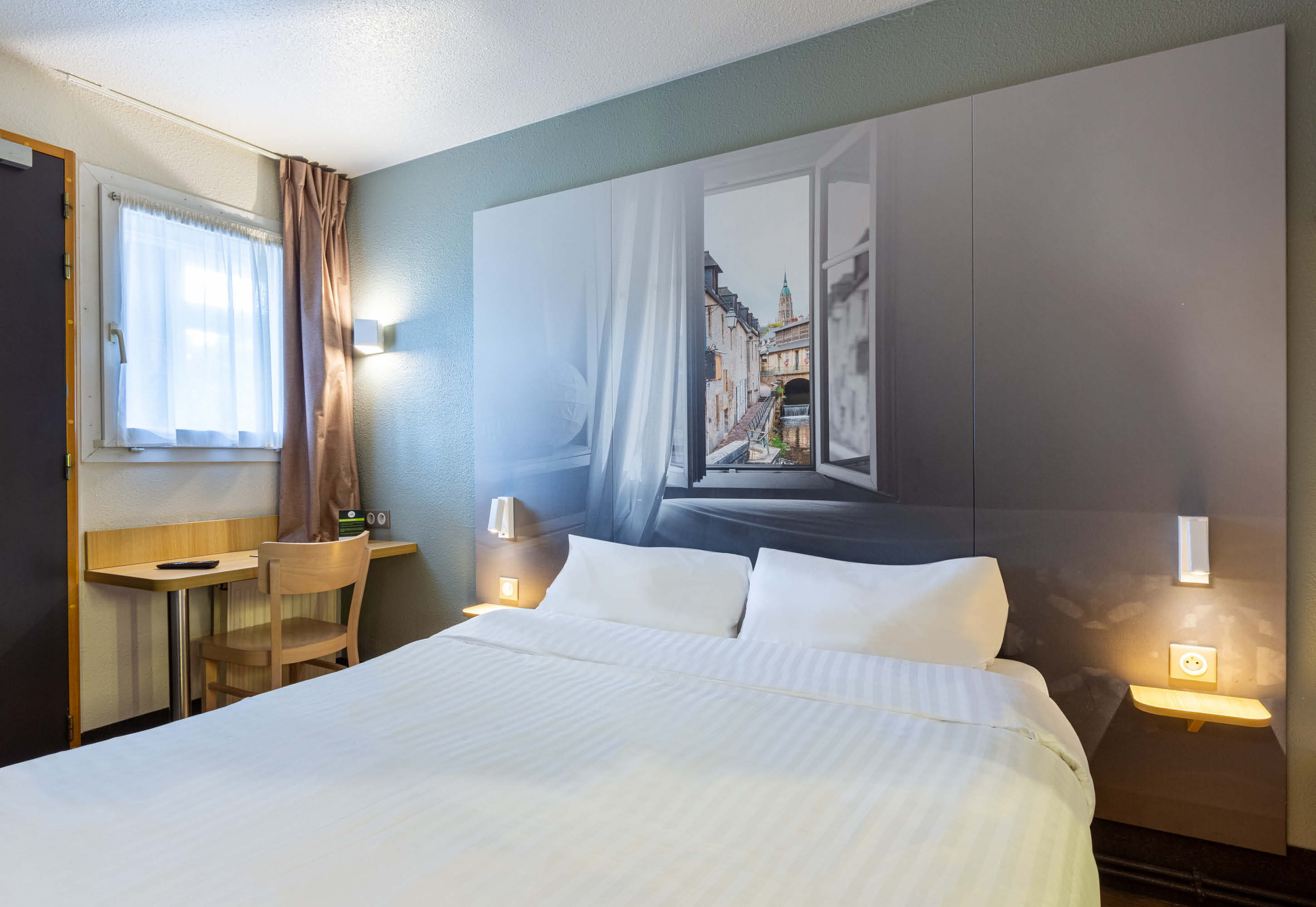 Images B&B HOTEL Chartres Le Forum