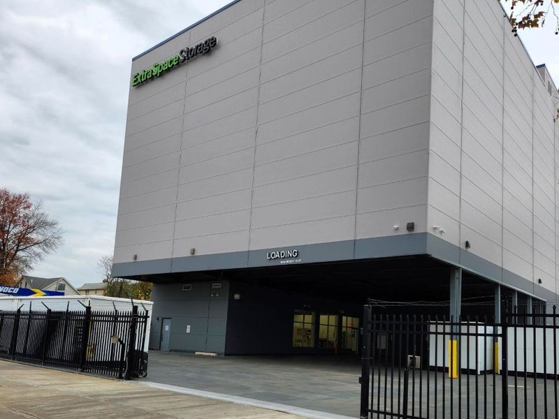 Images Extra Space Storage