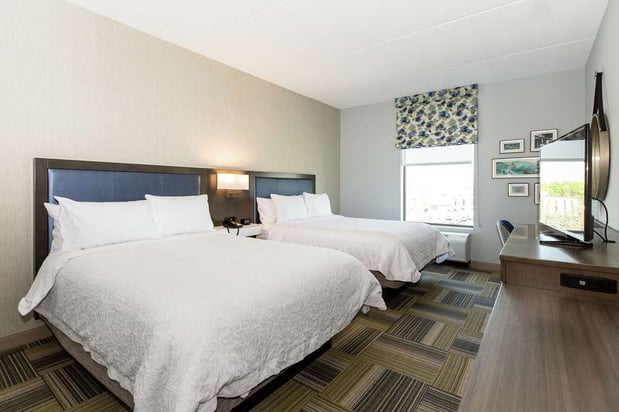 Images Hampton Inn & Suites Syracuse North Airport Area