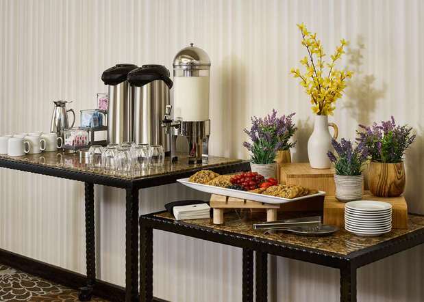 Images DoubleTree by Hilton Hotel Ontario Airport
