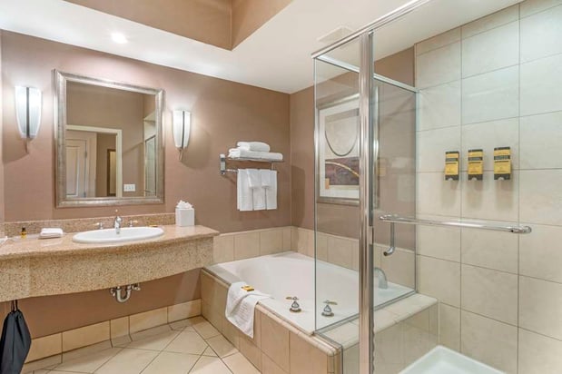 Images Best Western Plus Bayside Hotel