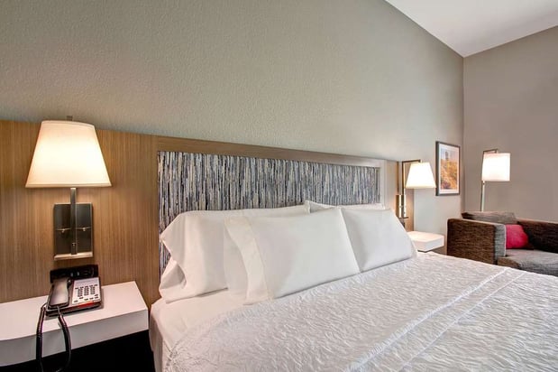 Images Hampton Inn & Suites Borger