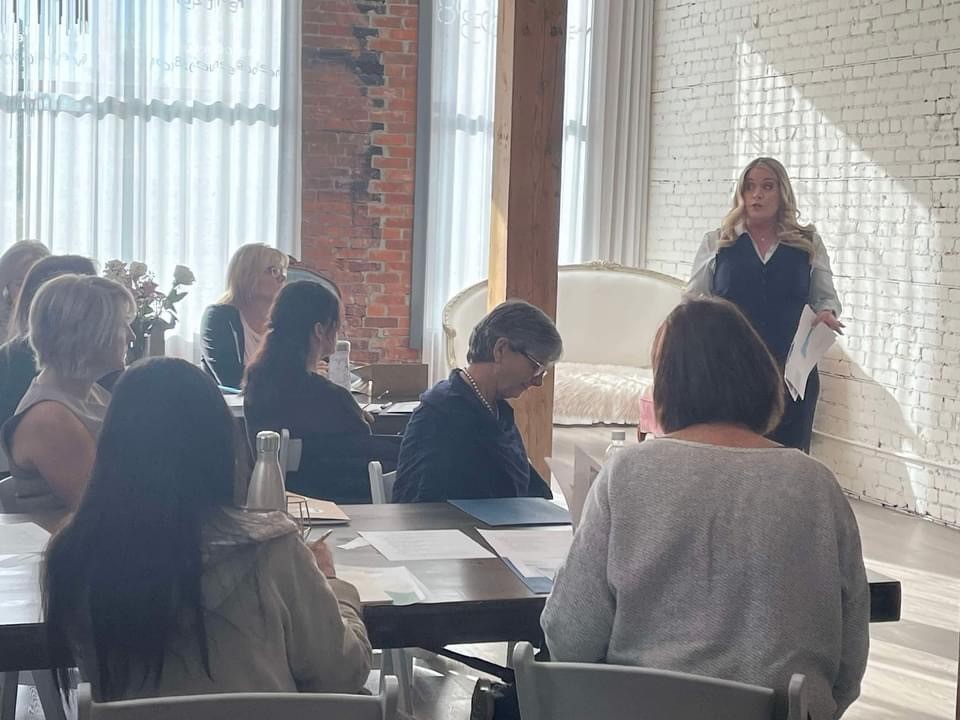 Calgary Summit - Sandra Teaching Workshop.jpg