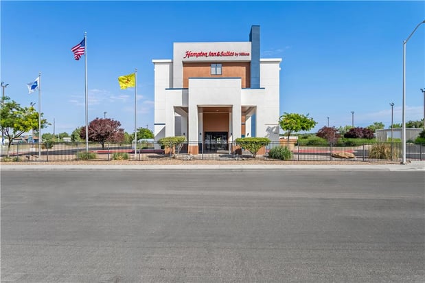 Images Hampton Inn & Suites Farmington