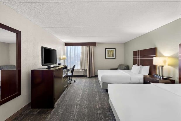 Images Best Western Luxbury Inn Fort Wayne