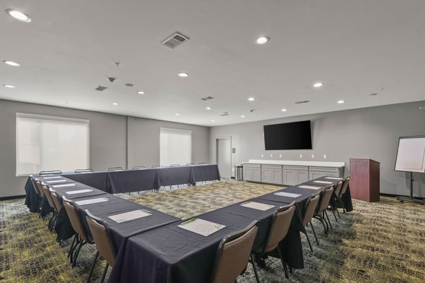 Images Holiday Inn Gonzales by IHG