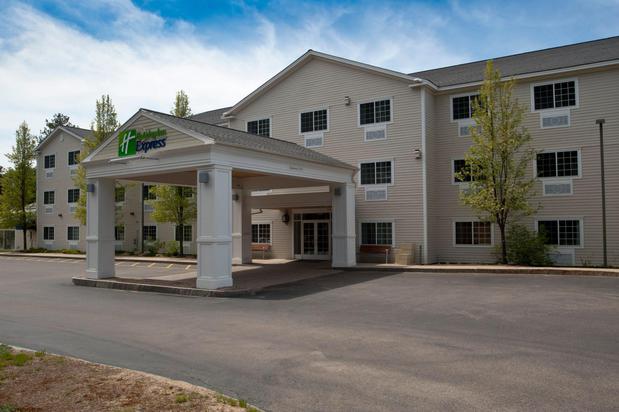 Images Holiday Inn Express & Suites North Conway, an IHG Hotel