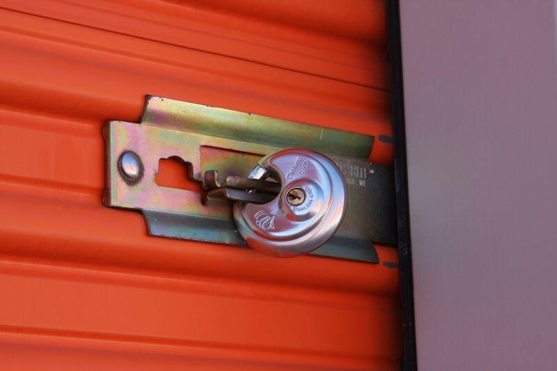 Tenants can bring own padlock