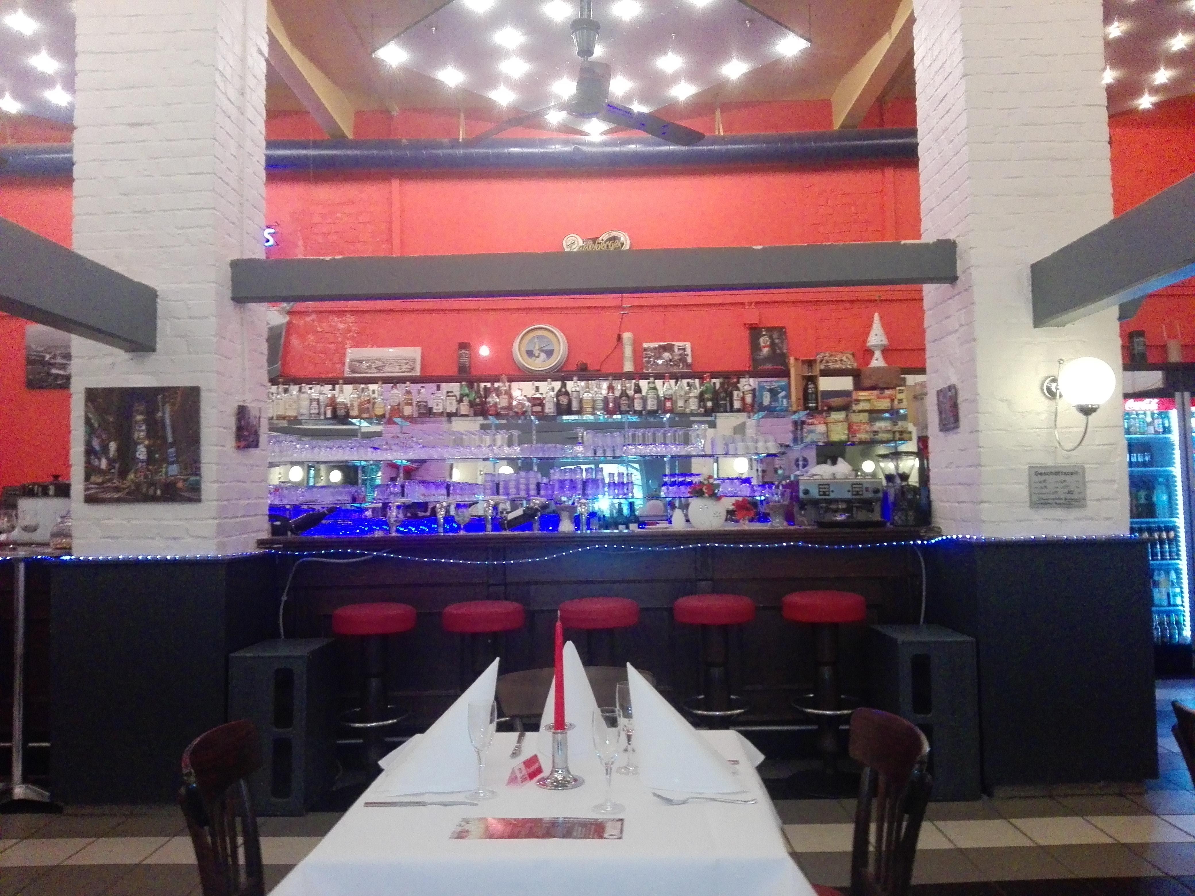 Restaurant u. Cocktailbar Schwarzer Löwe, Markt 22 in Dieburg