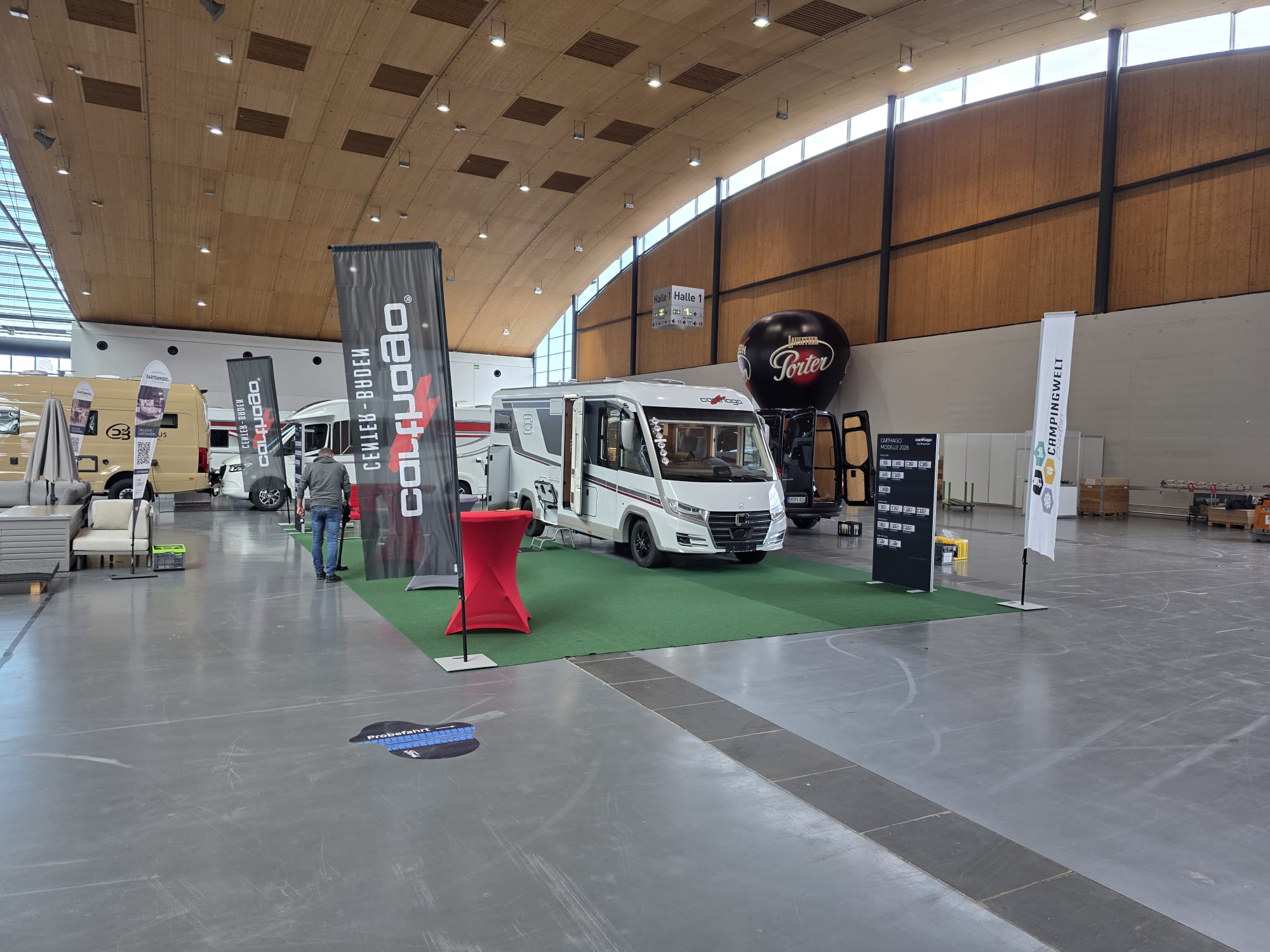 Bilder Campingwelt Baden - Wohnmobile und Campingzubehör