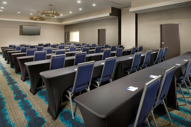 Images Holiday Inn Express & Suites Waco South by IHG