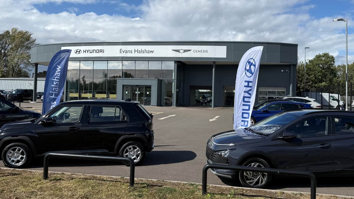 Images Evans Halshaw Hyundai Warrington