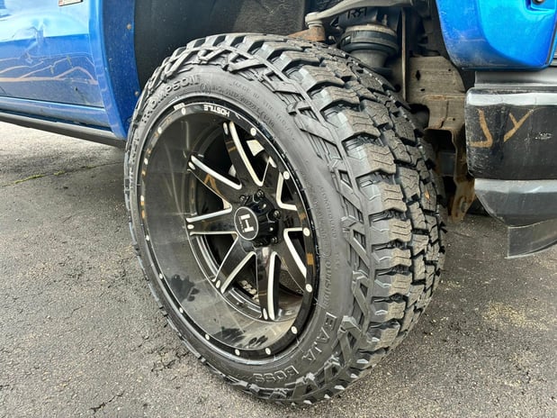 Images Essey Tire
