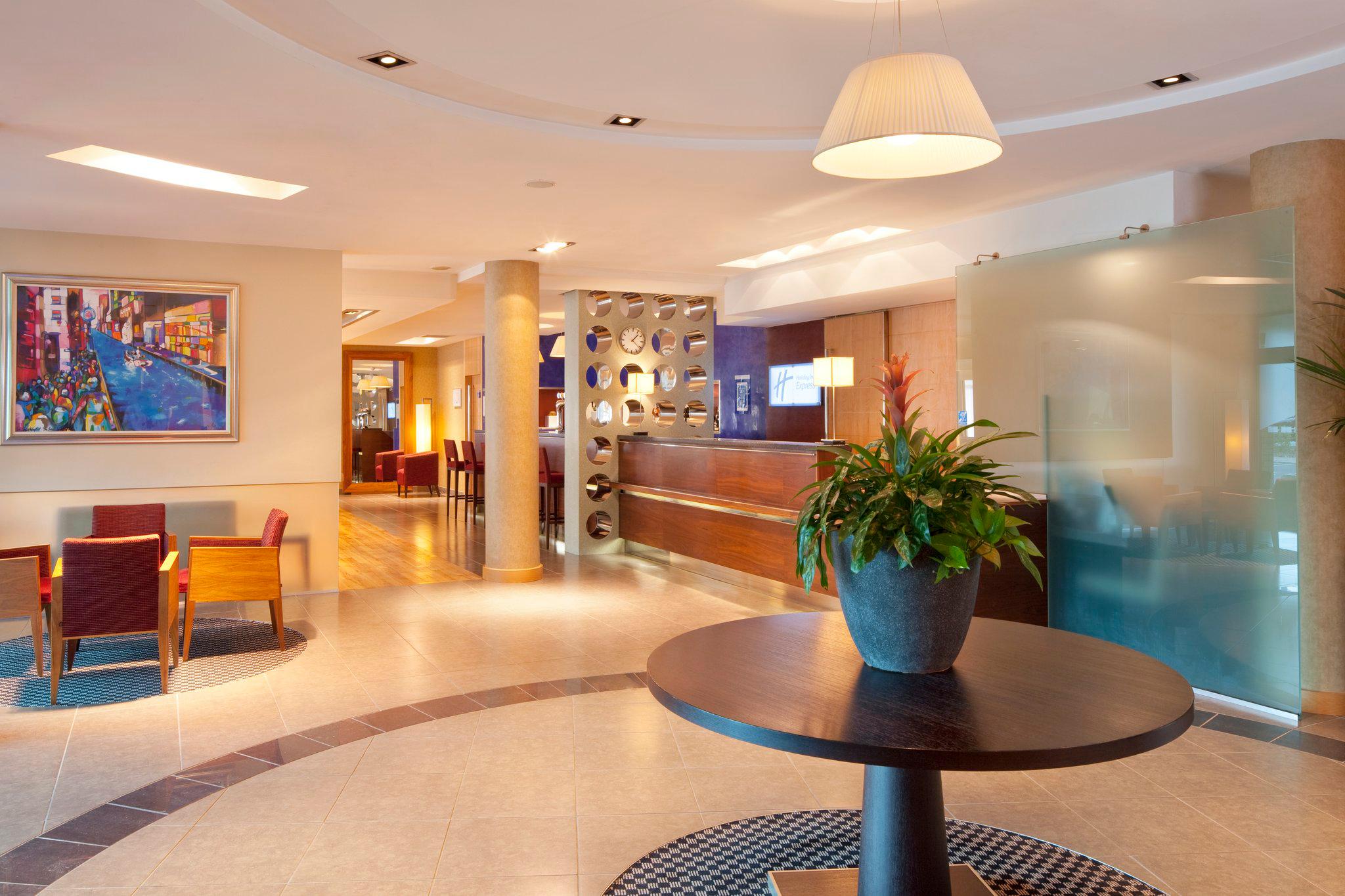 Images Holiday Inn Express Southampton M27, JCT.7, an IHG Hotel
