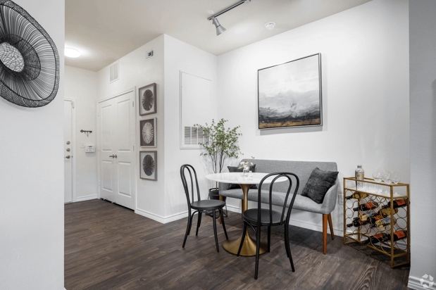 Images Highline Apartments
