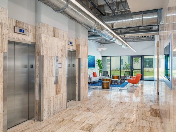 Images Elements on Third