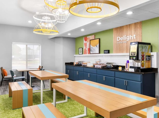 Images Spark by Hilton Augusta