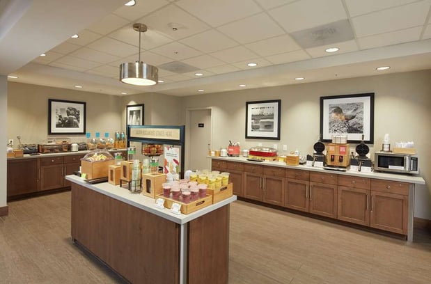 Images Hampton Inn & Suites Sacramento at CSUS