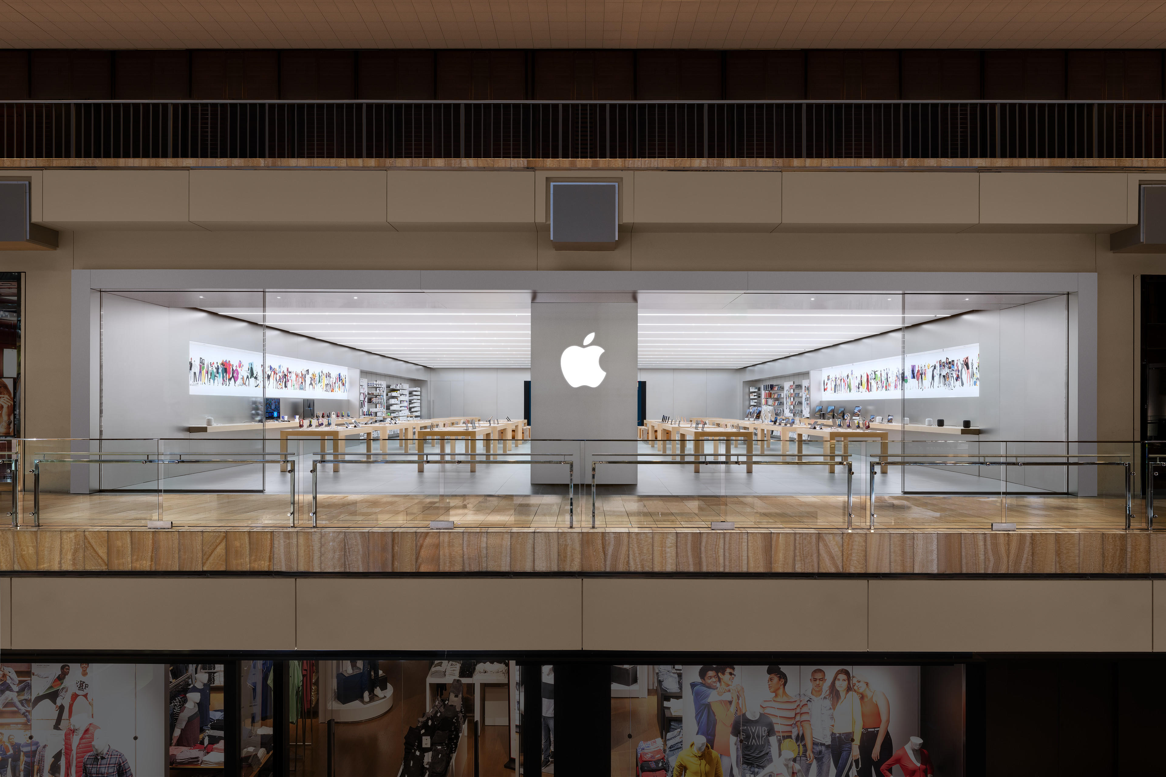 Image 2 | Apple Houston Galleria